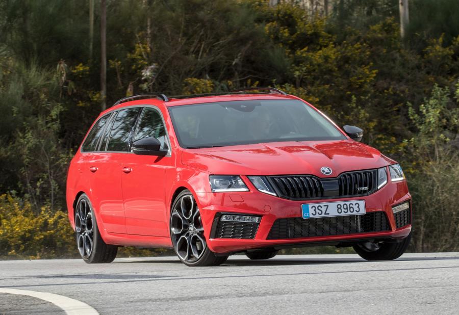  Skoda Octavia RS 245 Combi 2017 года  (WW) (фото 1 из 38)